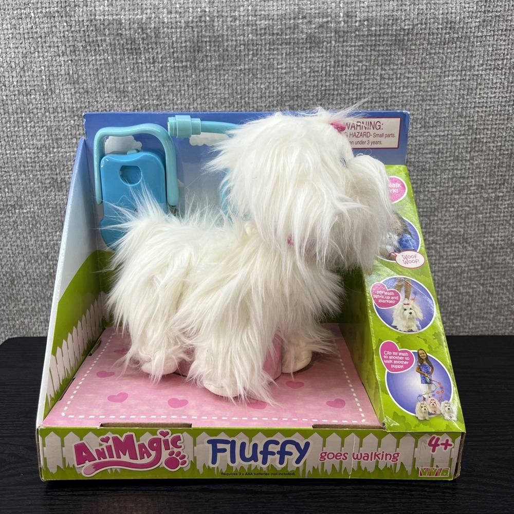 AniMagic Fluffy Goes Walking White Dog Interactive Barking Walking Puppy 2009